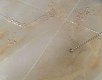 杜尔伯特瓷砖空鼓维修公司分享粘合剂选择不当在瓷砖铺贴过程中可能导致以下问题